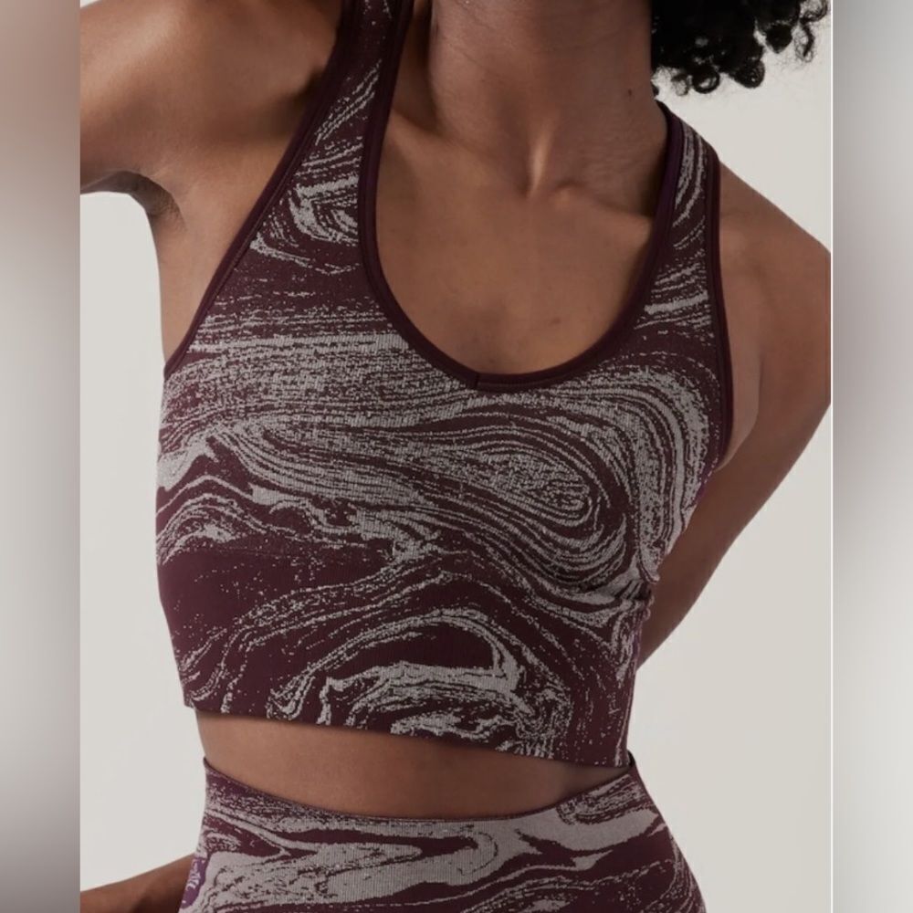 Athleta Aurora Seamless Shine Crop Rib Tank V Neck Bra Sparkle Spiced Cabernet S